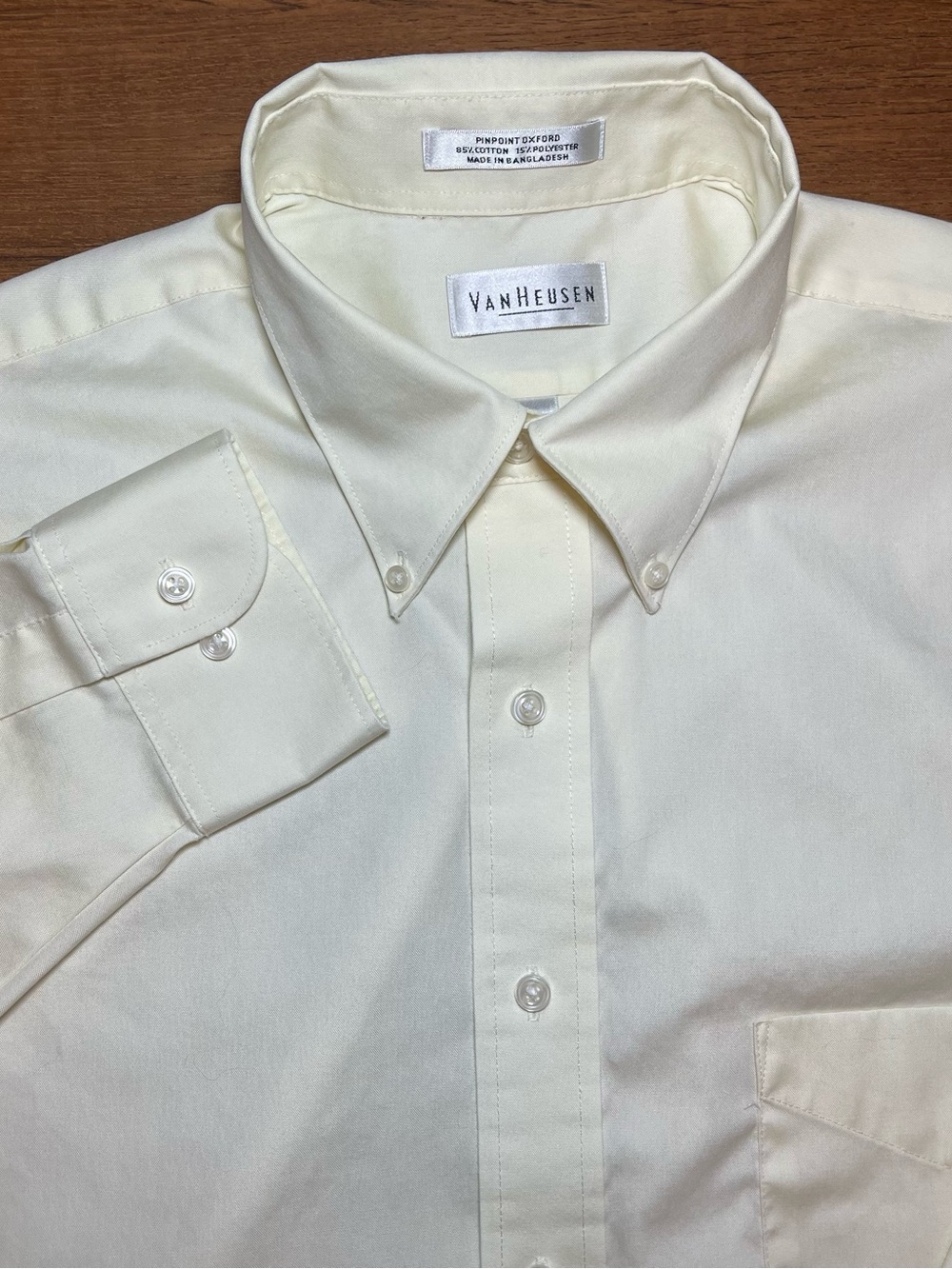 Van Heusen Wrinkle Free Pinpoint Oxford Dress Shirt Cream Men’s 16.5 32/33